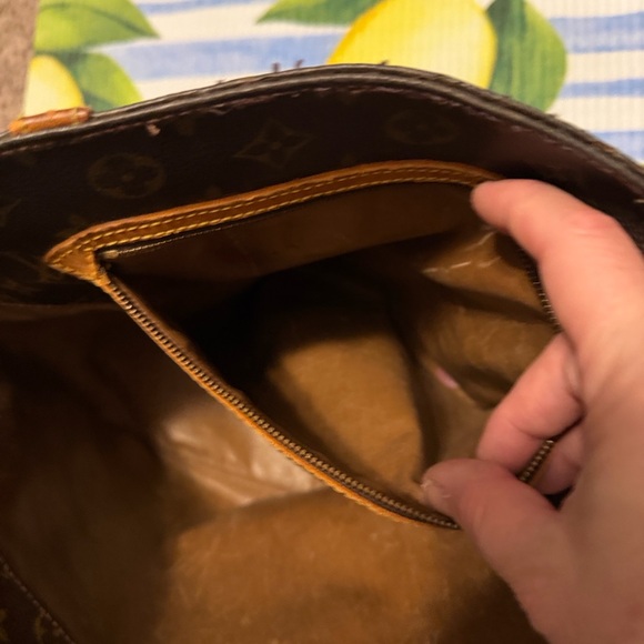 Louis Vuitton Monogram Sac Shopper Tote - Picture 6 of 9